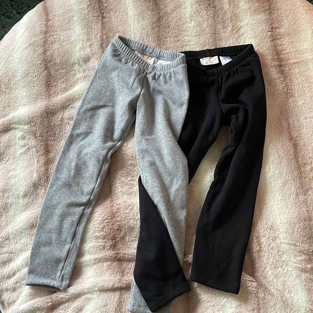 2 pairs of warm insulated leggings!! Size 5T